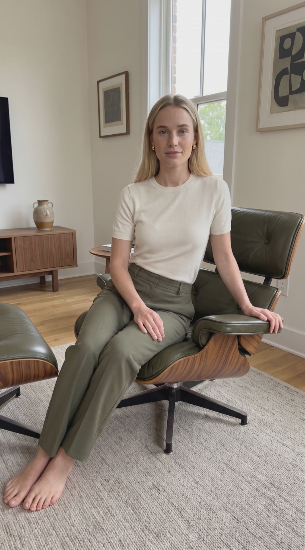 eames_lounge_chair_ottoman_green_2 olive green limited edition girl on chair 2